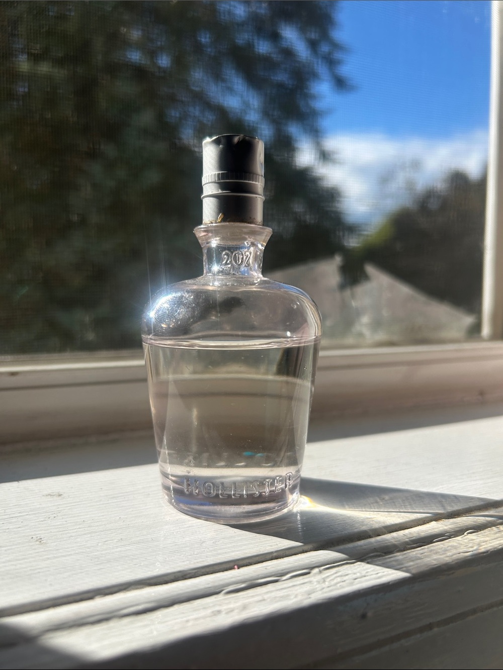 HOLLISTER MALAIA WOMENS 2014 2 FL OZ FRAGRANCE// DISCONTINUED & RARE✨✨✨💫
